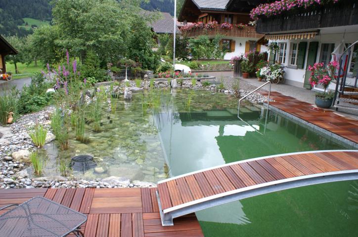 Gartenbrücke